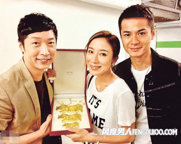 罗仲谦杨怡大婚好友送大礼